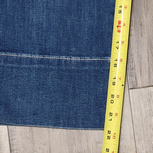Pilcro and the Letterpress High Rise Wide Leg Cropped Jeans - Picture 6 of 12